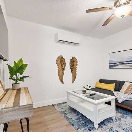 Intimate Casita Mia Minutes Away From Airport, Calle 8, Brickell, Coral Gables, The Beach And More! Miami Exterior foto