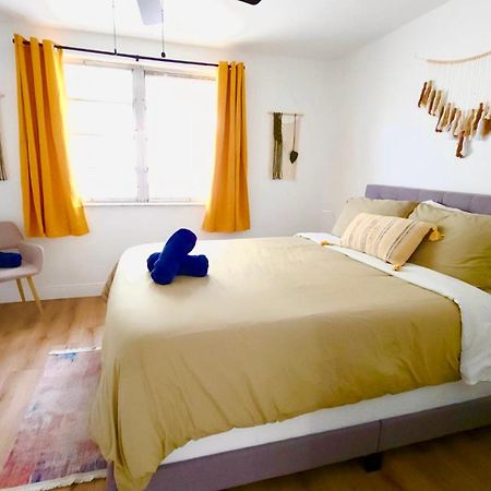 Intimate Casita Mia Minutes Away From Airport, Calle 8, Brickell, Coral Gables, The Beach And More! Miami Exterior foto